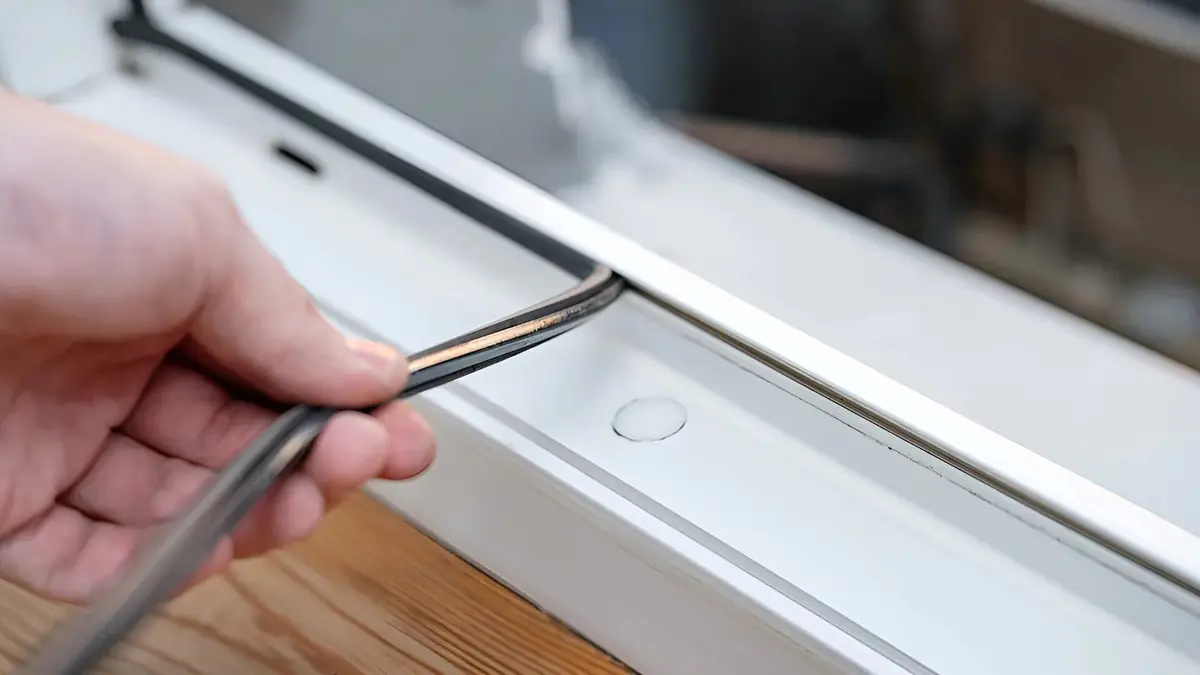 Na okná nič nelepím a kúrenie nezapínam. Zobral som si príklad od severanov a doma je teplo aj v treskúcich mrazoch