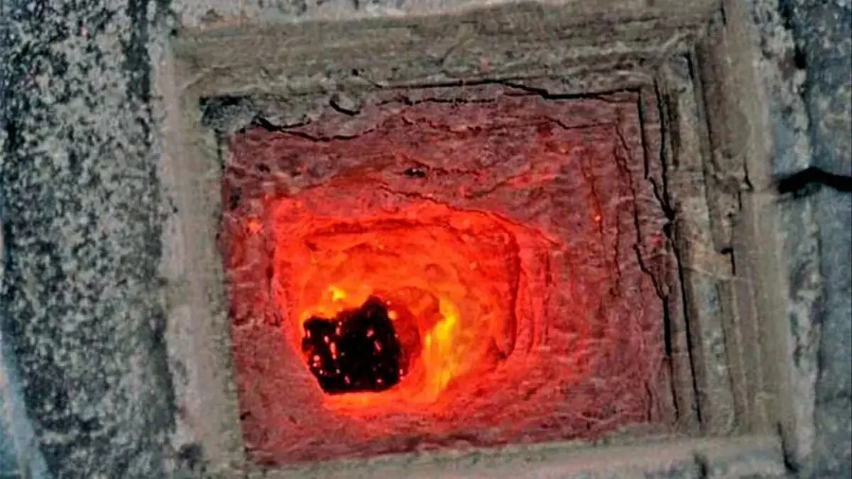 Sadze sa uvoľňujú z komína a zlepšuje sa ťah. Jeden pohár stačí