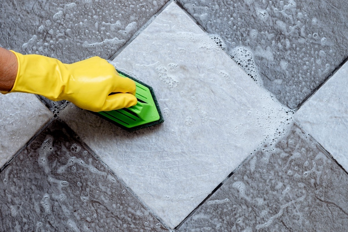 Naše rady, ako vrátiť lesk matným dlaždiciam