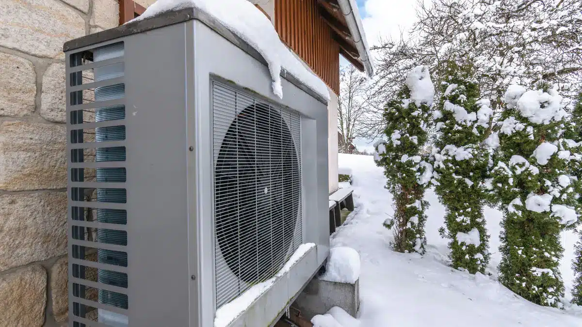 Slováci, neopakujte chyby svojich susedov! Prečo sa tepelné čerpadlo v zime môže premeniť na „elektrický čajník“