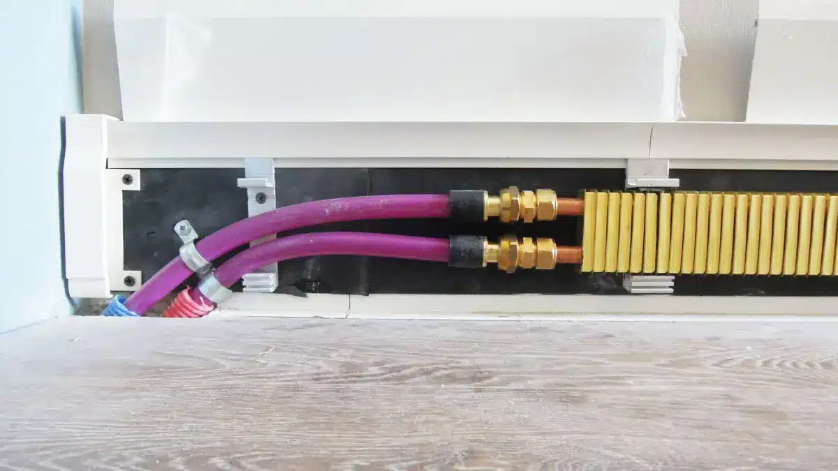 Systém podlahového kúrenia je už minulosťou: čoraz viac domácností sa rozhoduje pre oveľa efektívnejší spôsob vykurovania.