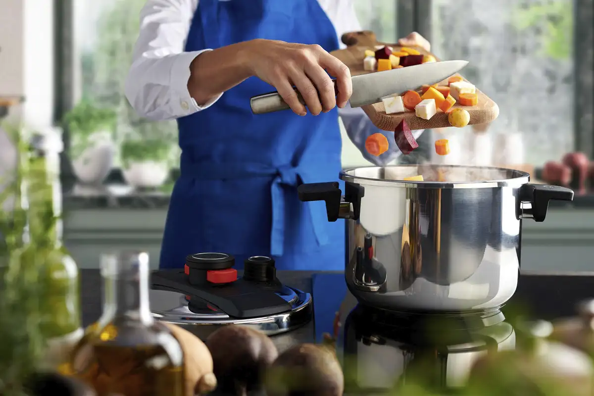 Tlakové hrnce sú prežitkom minulosti: teraz sú v móde multifunkčné elektrické tlakové hrnce.