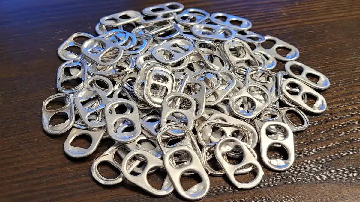 Nevyhadzujte slučku z plechovky – zaveste ju na vešiak... Prečo som to nevedel skôr?