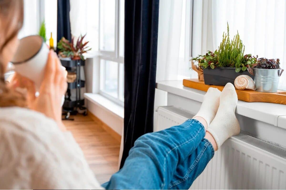 Aká by mala byť teplota vo vašej domácnosti v zime? Tieto hodnoty vám pomôžu ušetriť na kúrení.