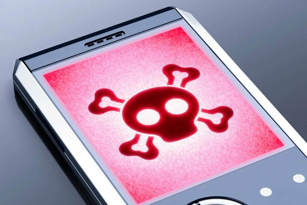 Pozor, používatelia zariadení Android! Vírus, ktorý je predinštalovaný na tisícoch zariadení, umožňuje sledovať všetko, čo robíte na svojom mobilnom telefóne.