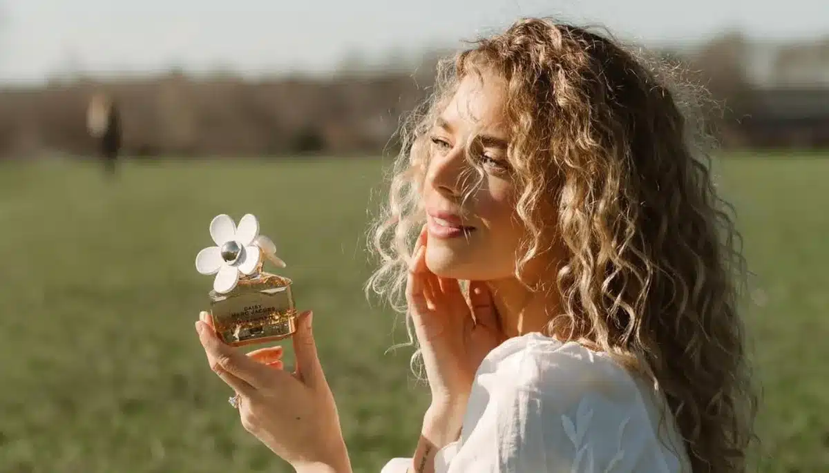 Ako predĺžiť trvácnosť vône parfumu