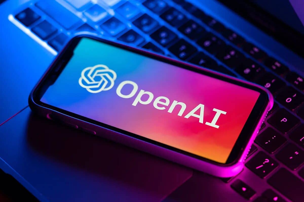 Spoločnosť OpenAI uzavrela s Pentagonom dohodu o využívaní umelej inteligencie v tajných sieťach.