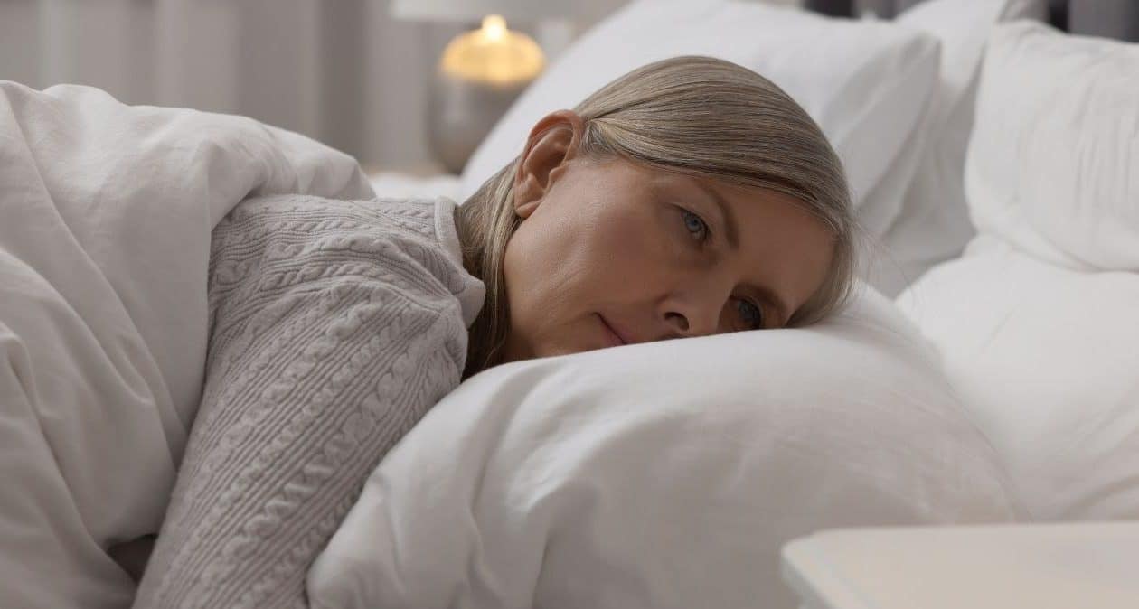 Spíte dlho a budíte sa unavení? Odborníci poznajú dôvod